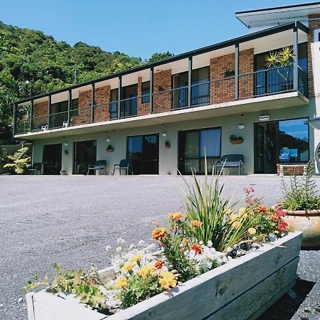 Sundowner Motel Греймут Экстерьер фото