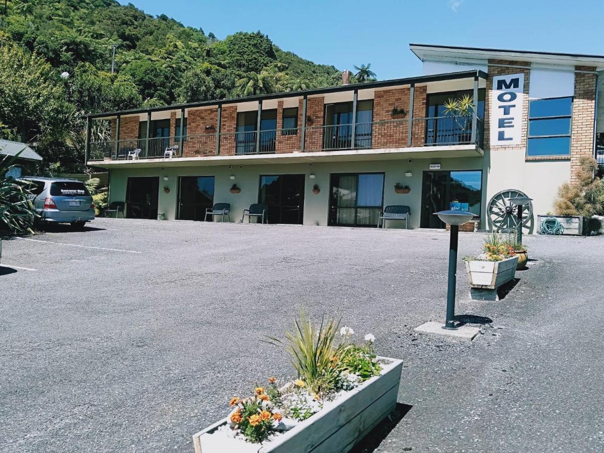 Sundowner Motel Греймут Экстерьер фото